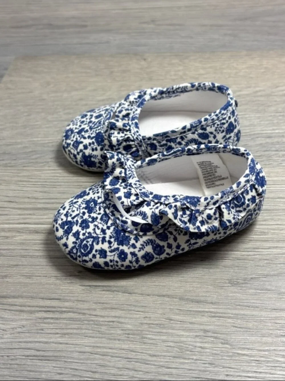 Janie and Jack Blue Floral Mary Jane Baby Shoes 6-12 Months
